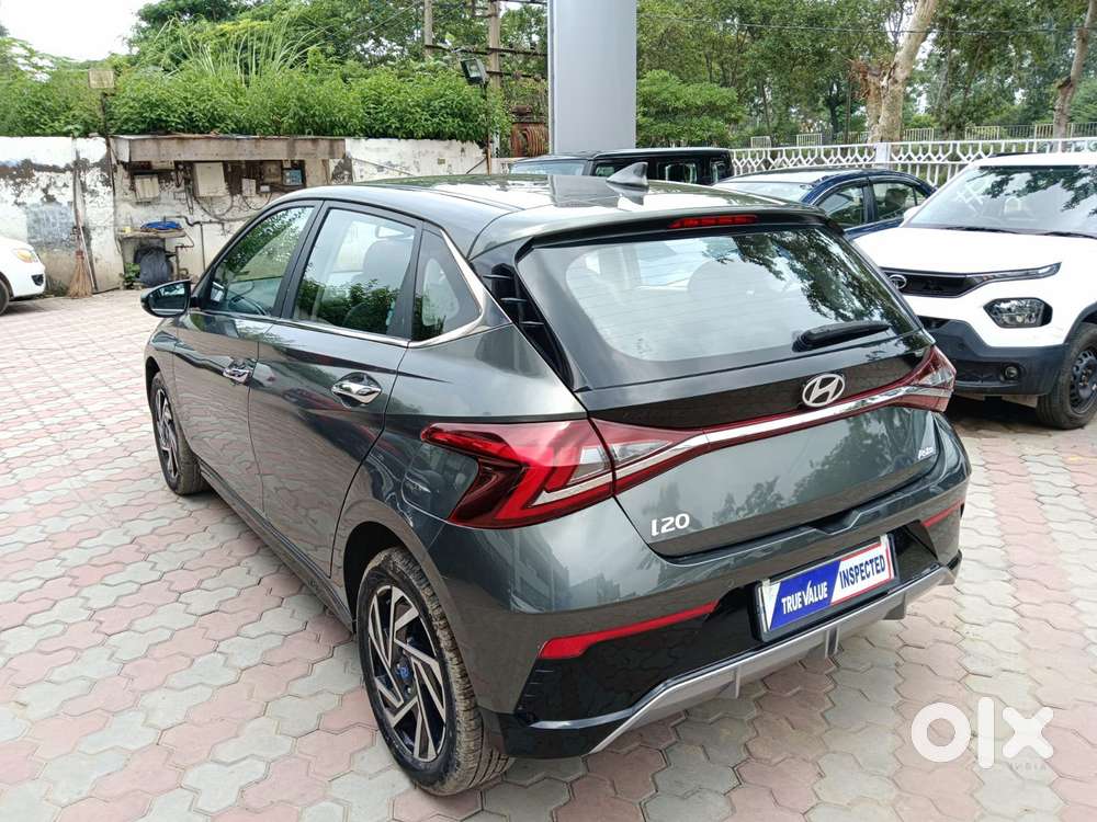 Hyundai I20 1.4 Asta (o) At With Sunroof, 2023, Petrol