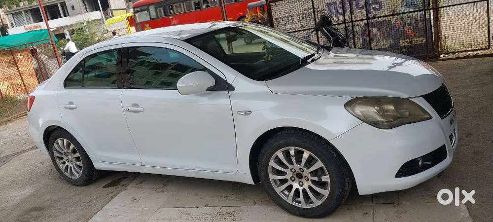Maruti Suzuki Kizashi 2011