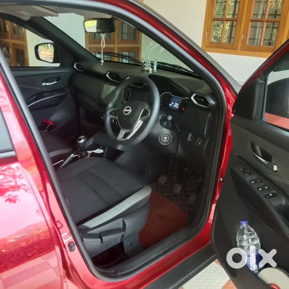 Nissan Magnite 2025 Petrol Well Maintained