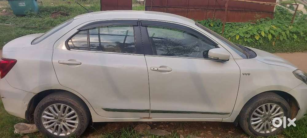 Maruti Suzuki Dzire 2018 Petrol Well Maintained