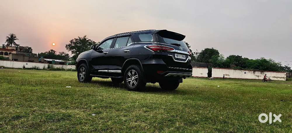 Toyota Fortuner Legender 2025 Diesel Well Maintained