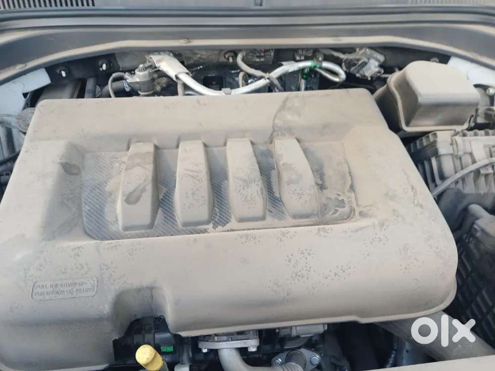 Mahindra Xuv700 2025 Diesel 9500 Km Driven