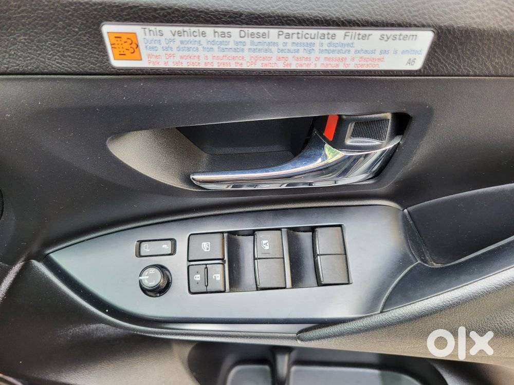 Toyota Innova Crysta [2020-ongoing] 2.4 Gx 8 Str, 2022, Diesel