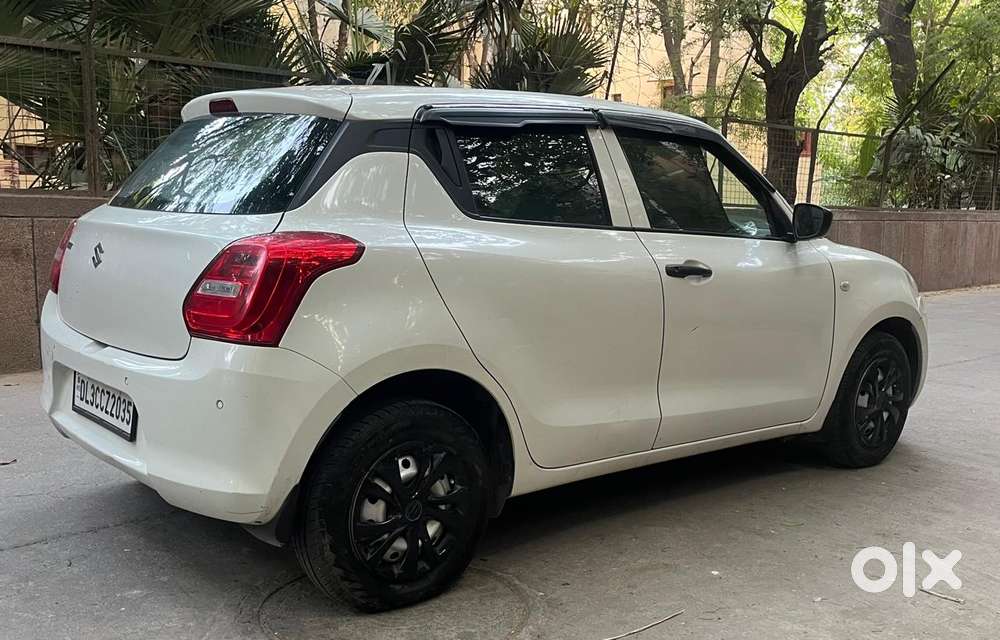 Maruti Suzuki Swift Lxi Option, 2023, Petrol