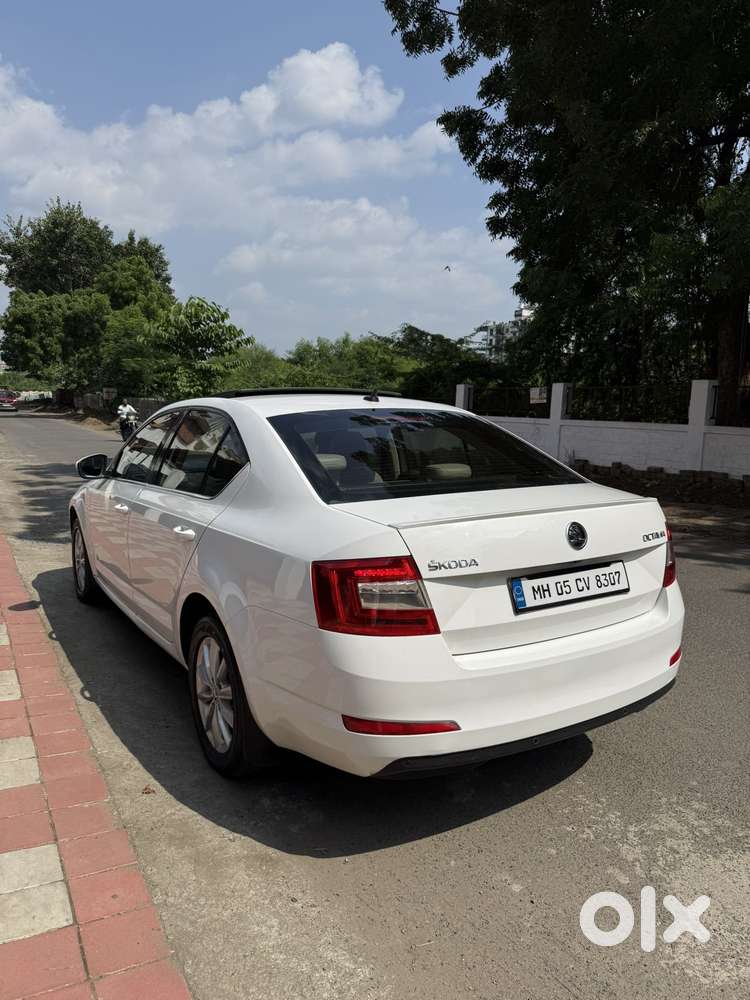 Skoda Octavia 1.8 Tsi Style Plus At, 2017, Petrol