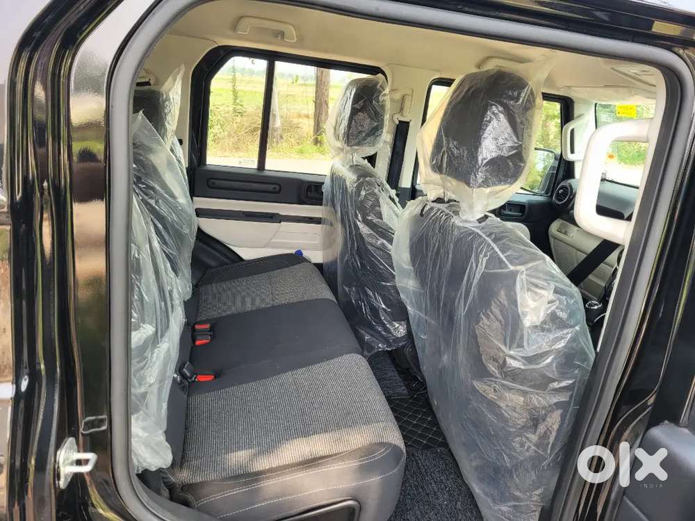 Mahindra Five-door Thar Roxx 2025