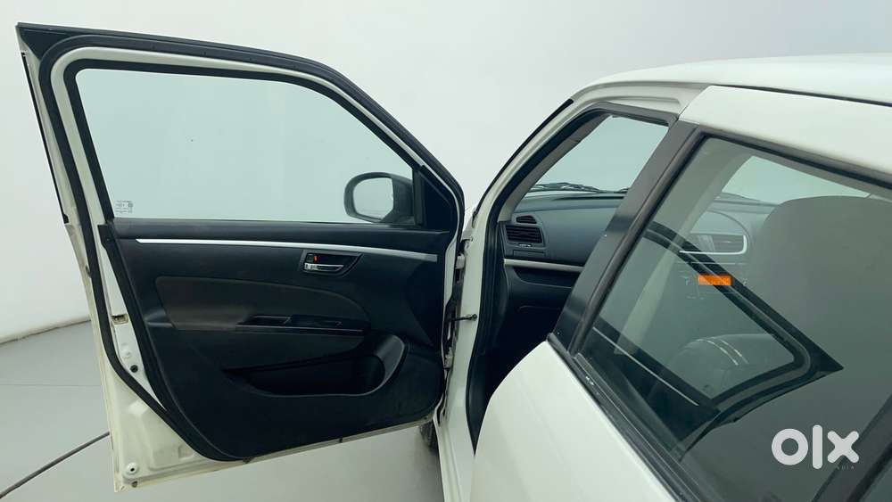 Maruti Suzuki Swift Vvt Vxi, 2016, Petrol