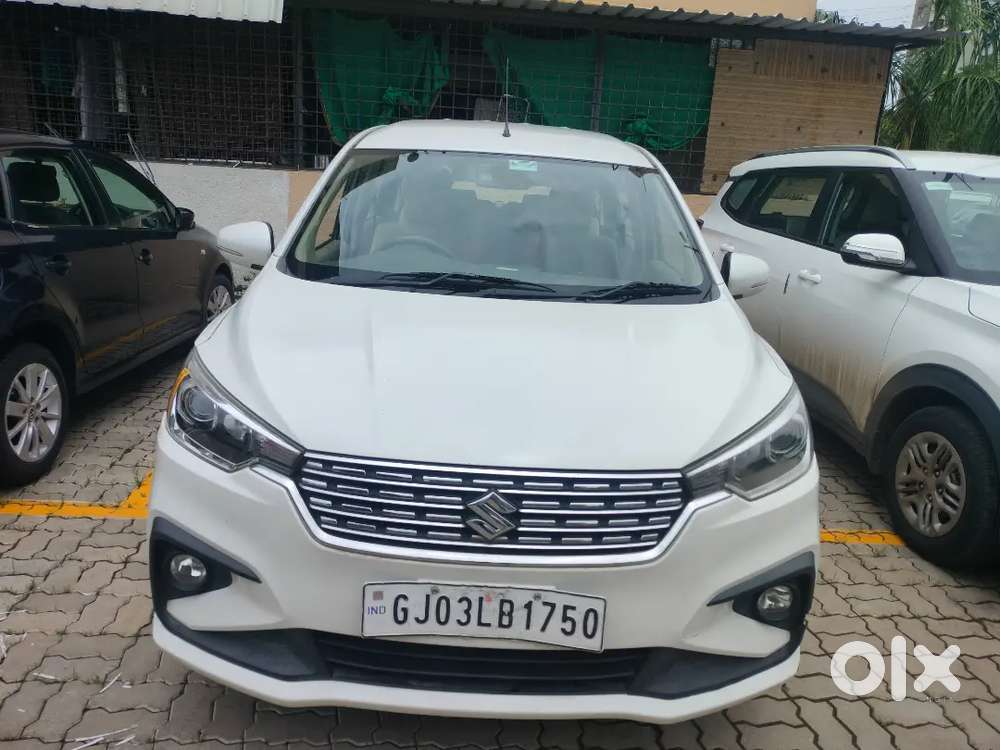 Maruti Suzuki Ertiga 7 Seater Smart Hybrid First Owner White Color