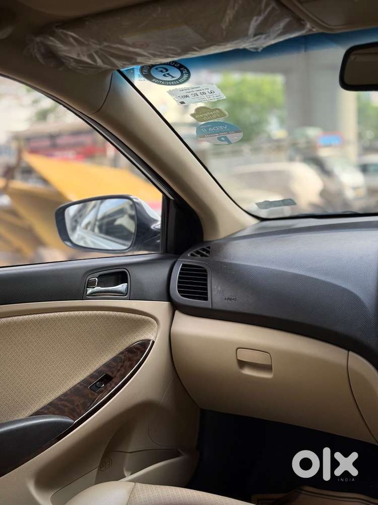 Hyundai Verna Fluidic 1.6 Crdi Sx Opt, 2012, Diesel