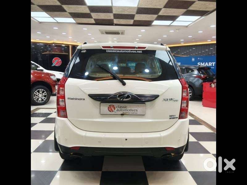 Mahindra Xuv500 W8 At, 2016, Diesel