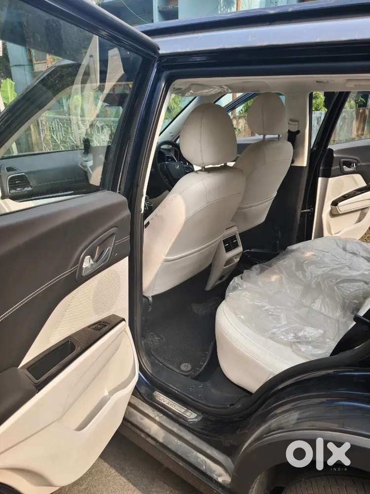 Mahindra Xuv 3xo Ax7l Tgdi Petrol Manual, Purchased In November 2024