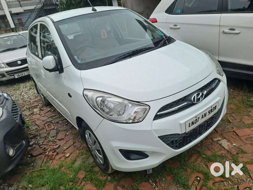 Hyundai I10 Sportz, 2012, Petrol