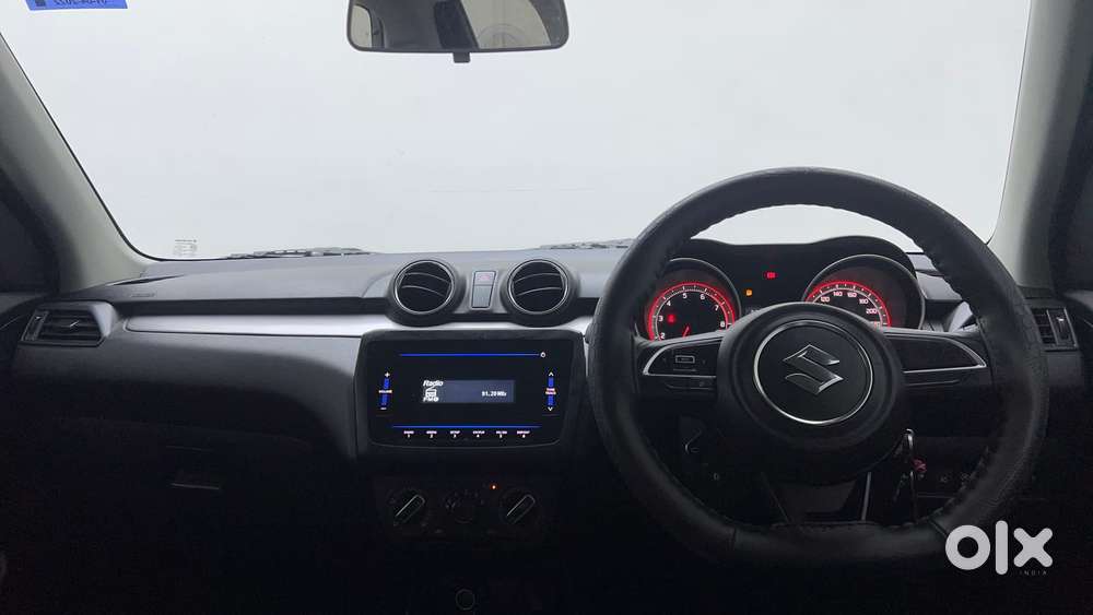 Maruti Suzuki Swift Amt Vvt Vxi, 2022, Petrol