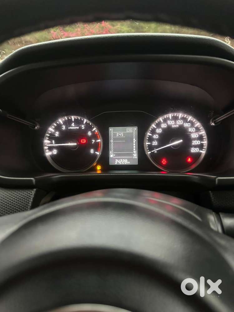 Maruti Suzuki Brezza 1.5 Vxi Cng, 2023, Cng & Hybrids