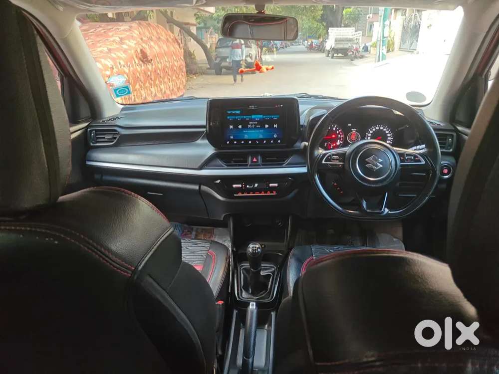 Maruti Suzuki Swift Zxi 2024 Dual Tone