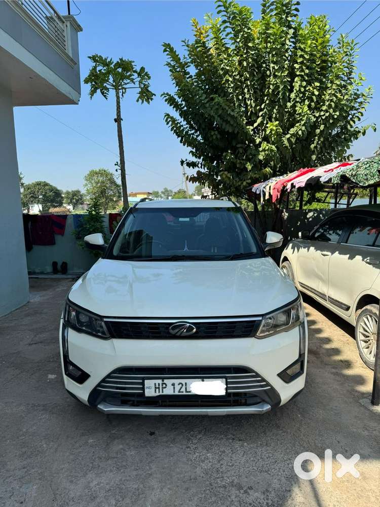 Mahindra Xuv300 Top End Variant W8 Diesel 2019 All Tyre New Push Start