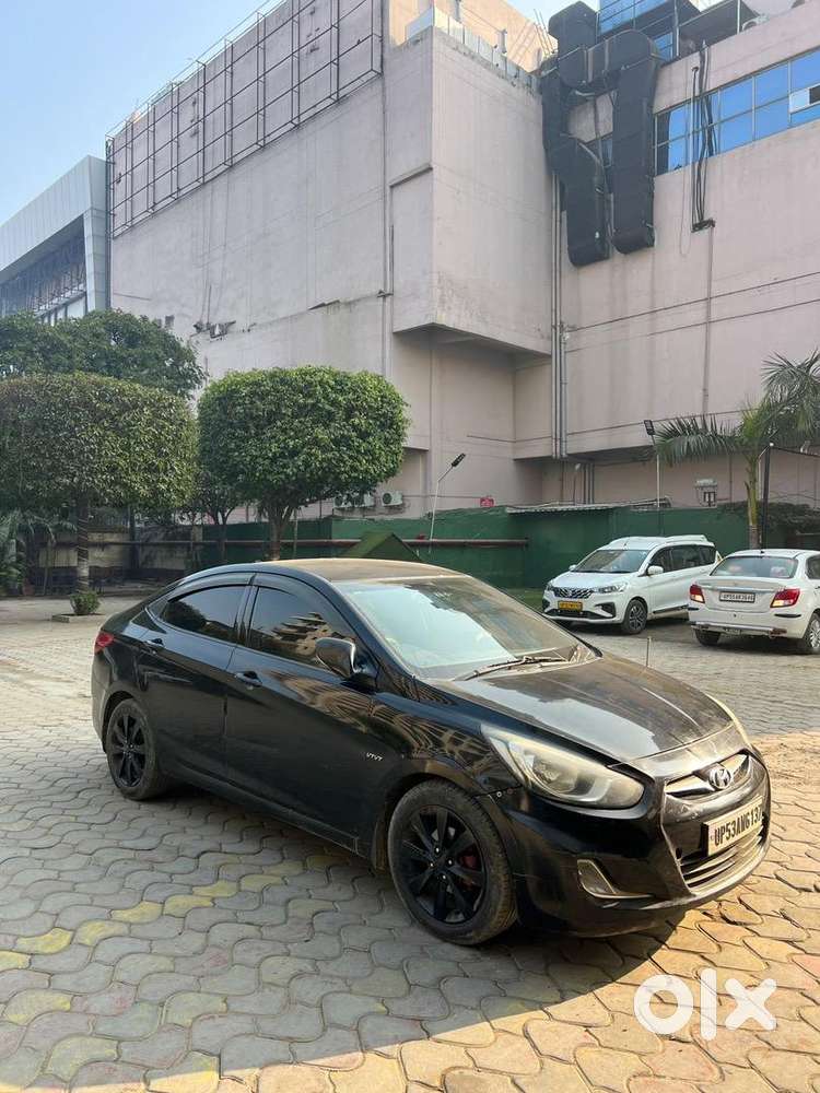 Hyundai Verna 2011 Petrol Well Maintained