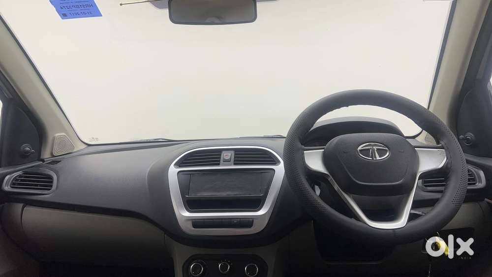 Tata Tiago 1.2 Revotron Xm, 2016, Petrol