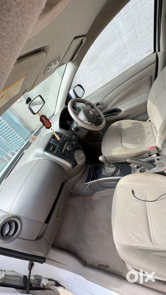 Nissan Sunny Diesel Automatic 2012