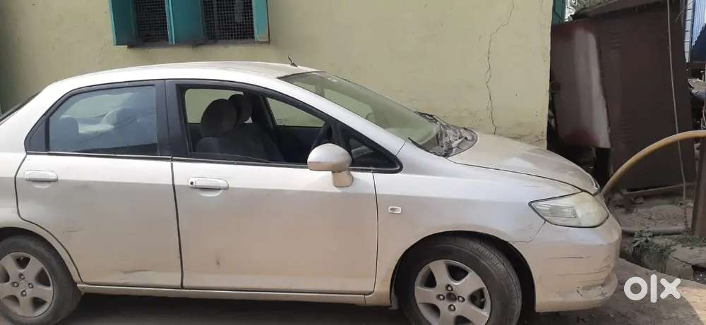 Honda City Zx 2006 Cng & Hybrids 16000 Km Driven