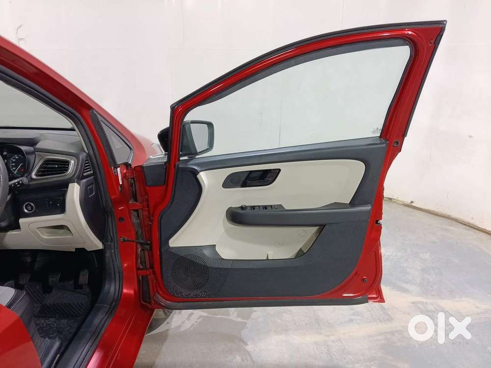 Tata Altroz 1.2 Xt, 2021, Petrol