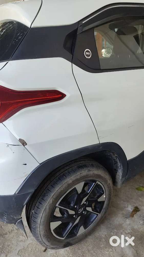 Tata Punch 1.2 Revotron Petrol Manual 2023
