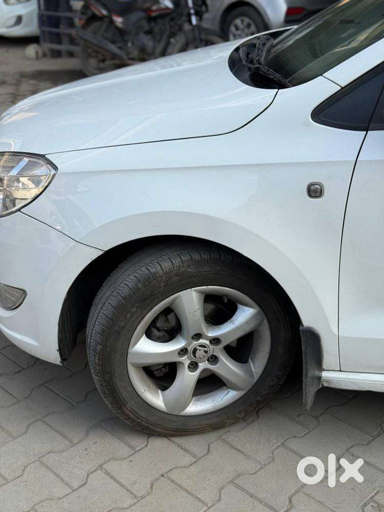 Skoda Rapid 1.5 Tdi At Ambition, 2015, Diesel