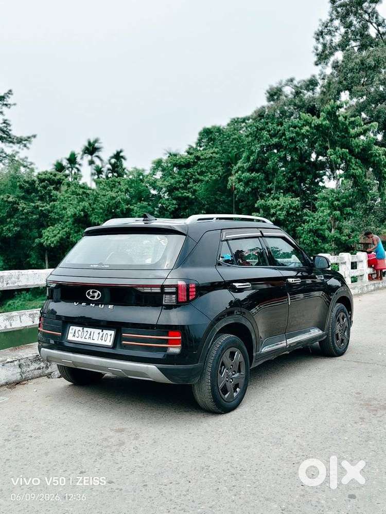 Hyundai Venue 1.2 S (o), 2023, Petrol