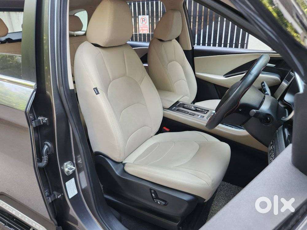 Mg Hector Sharp Pro 1.5 Turbo Cvt, 2025, Petrol