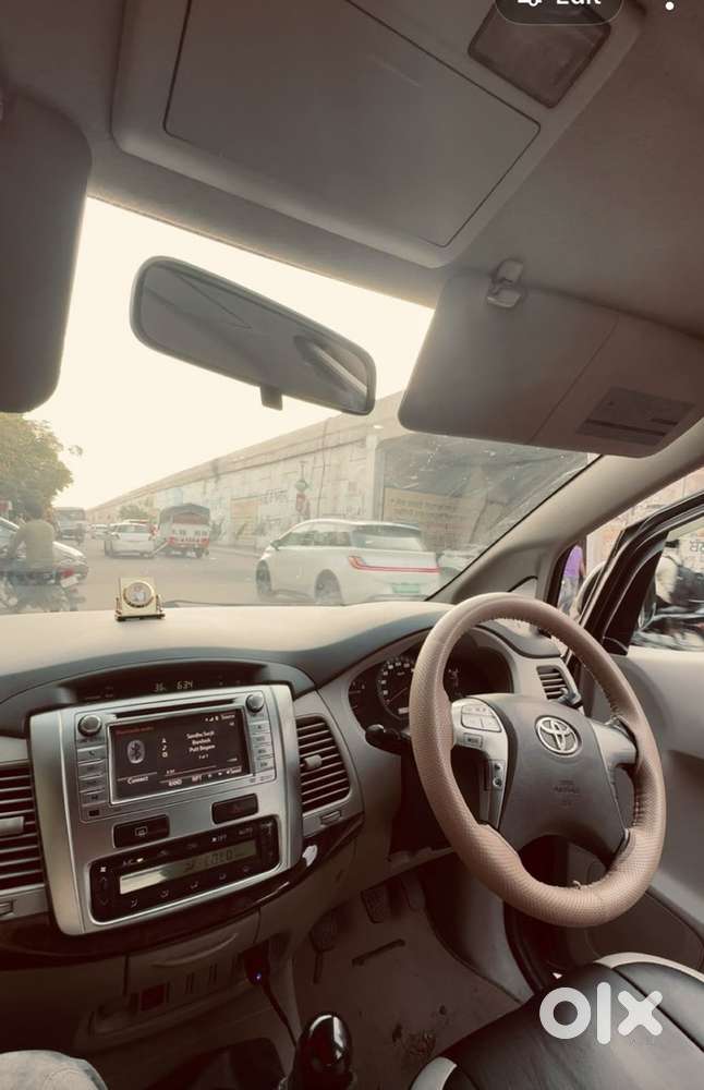 Toyota Innova Diesel 2014