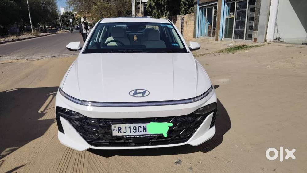 Hyundai Verna 1.5 Sx (o) Ivt, 2024, Petrol