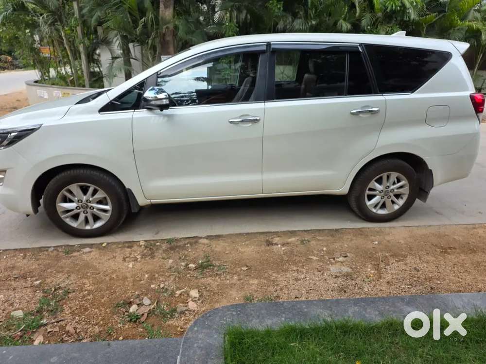 Toyota Innova Crysta 2017 Diesel At 7str