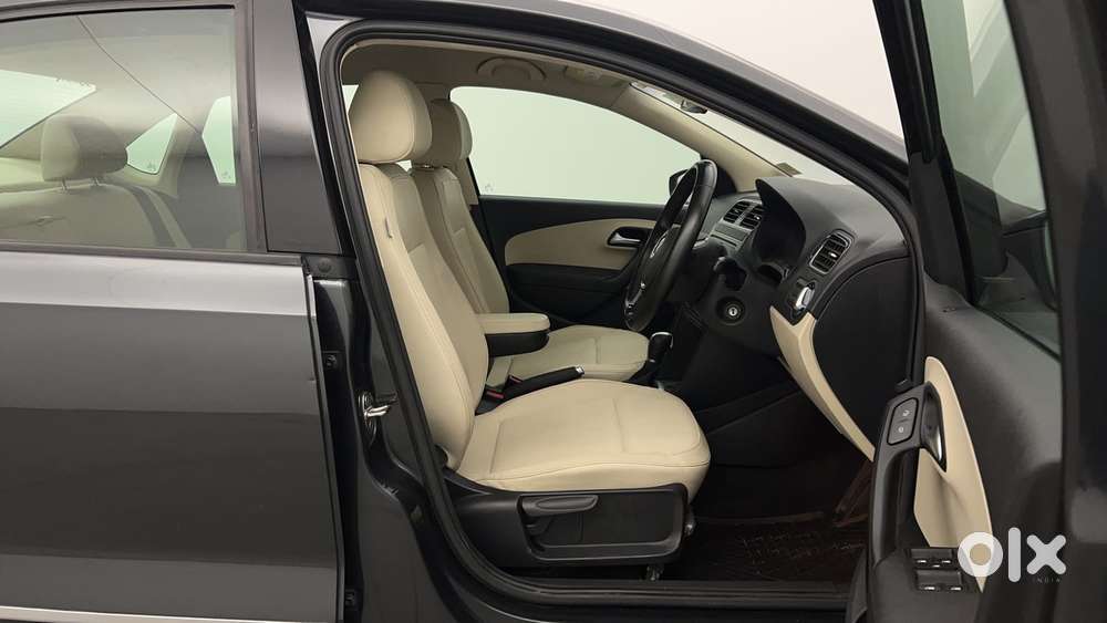 Volkswagen Vento 1.6 Highline, 2021, Petrol