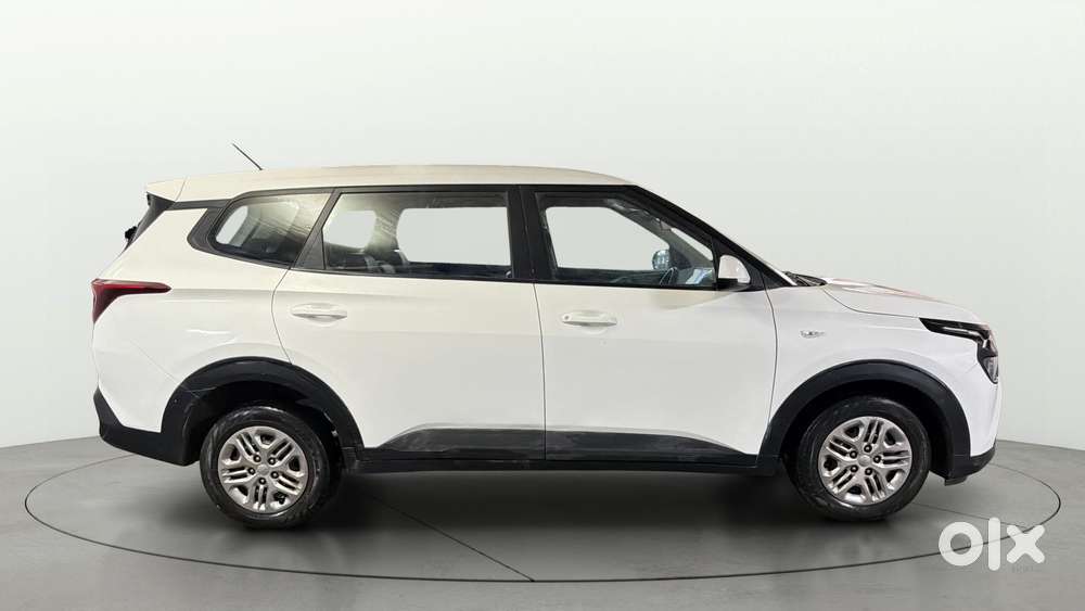 Kia Carens 1.5 Premium 7 Str, 2023, Petrol