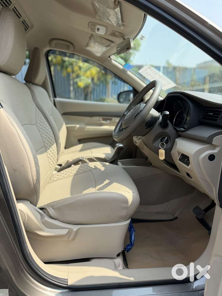 Maruti Suzuki Ertiga Vxi At Petrol, 2022, Petrol