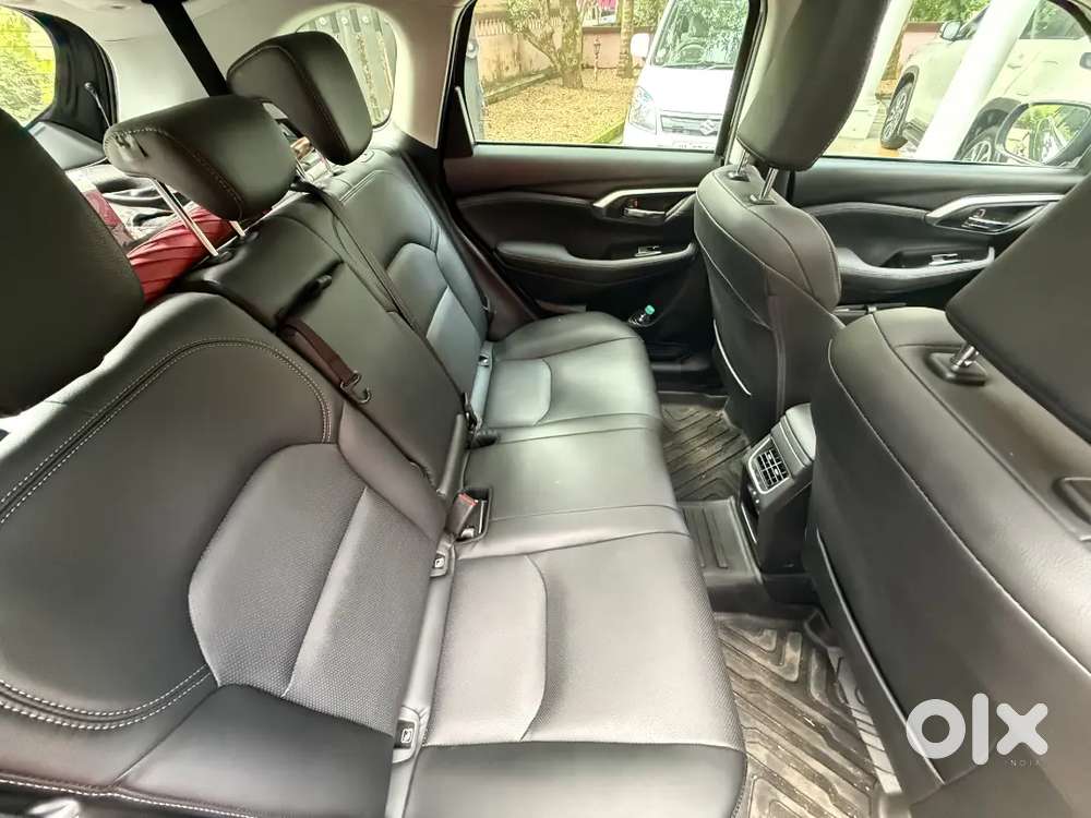 Toyota Urban Cruiser 1.5 Hyryder 2025