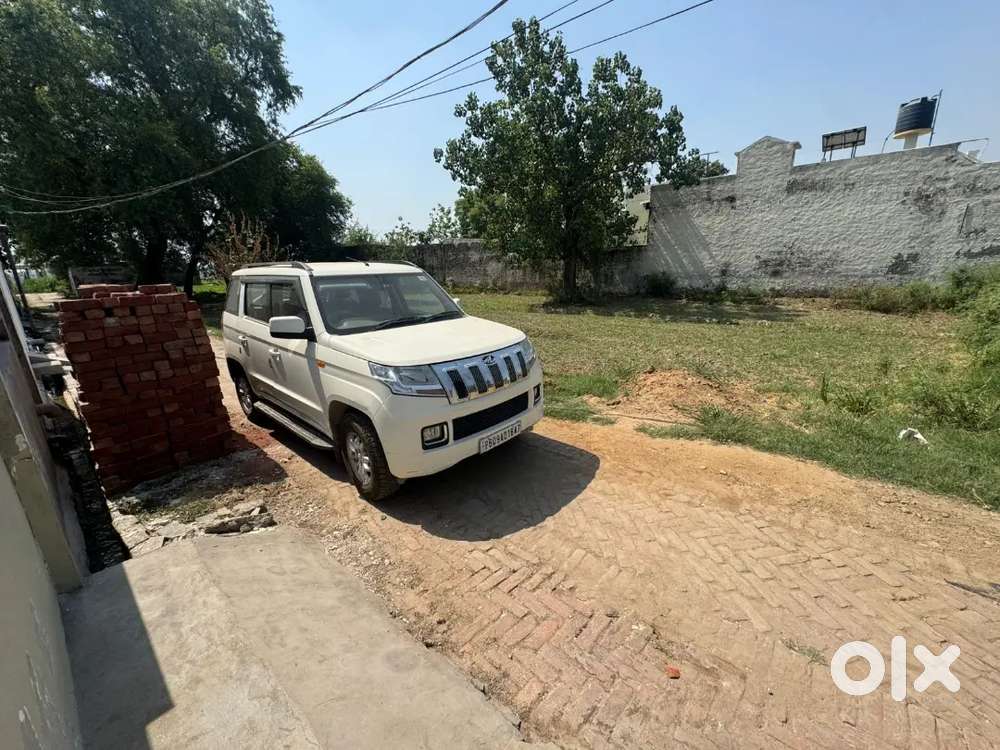 Mahindra Tuv 300 2017 Diesel 70000 Km Driven