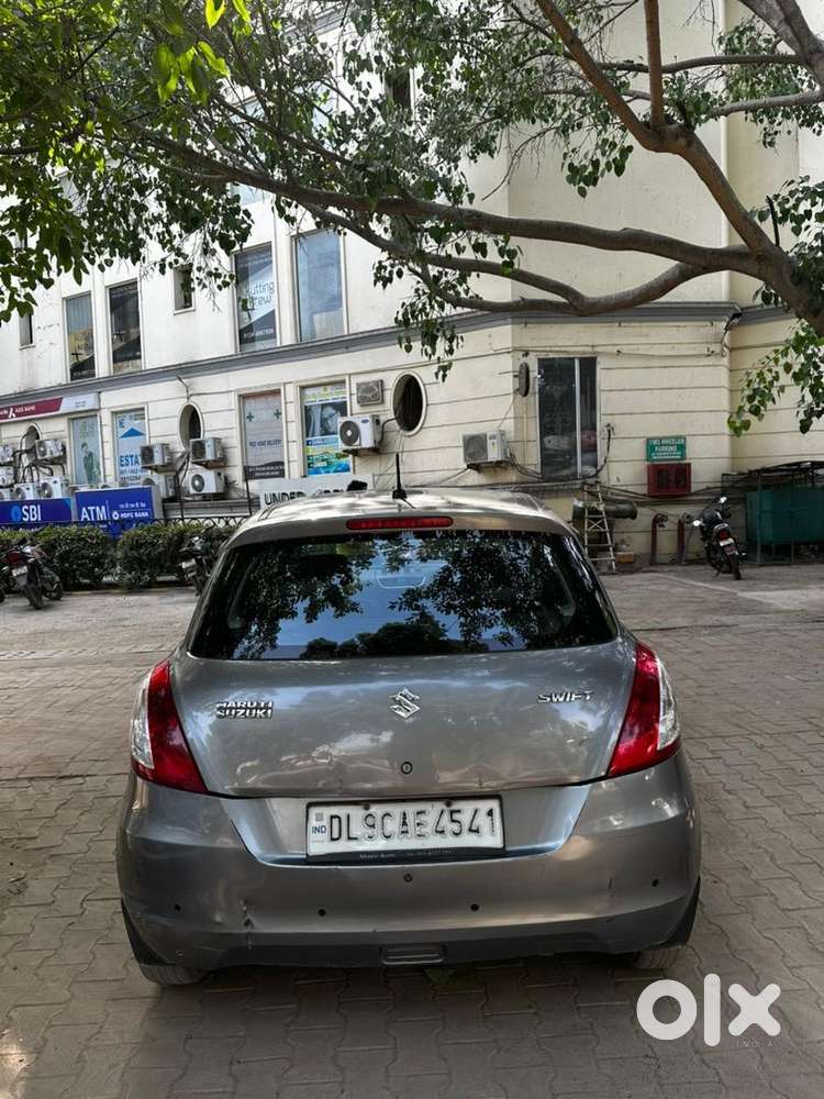 Maruti Suzuki Swift 2015 Petrol 80000 Km Driven