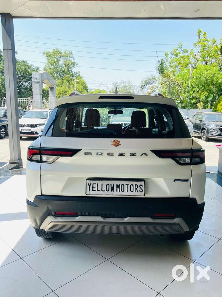 Maruti Suzuki Brezza 1.5 Zxi Plus Smart Hybrid, 2022, Petrol