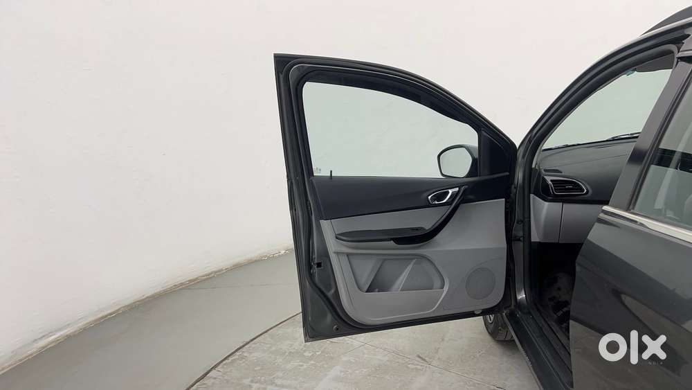 Tata Tiago Xz, 2020, Petrol