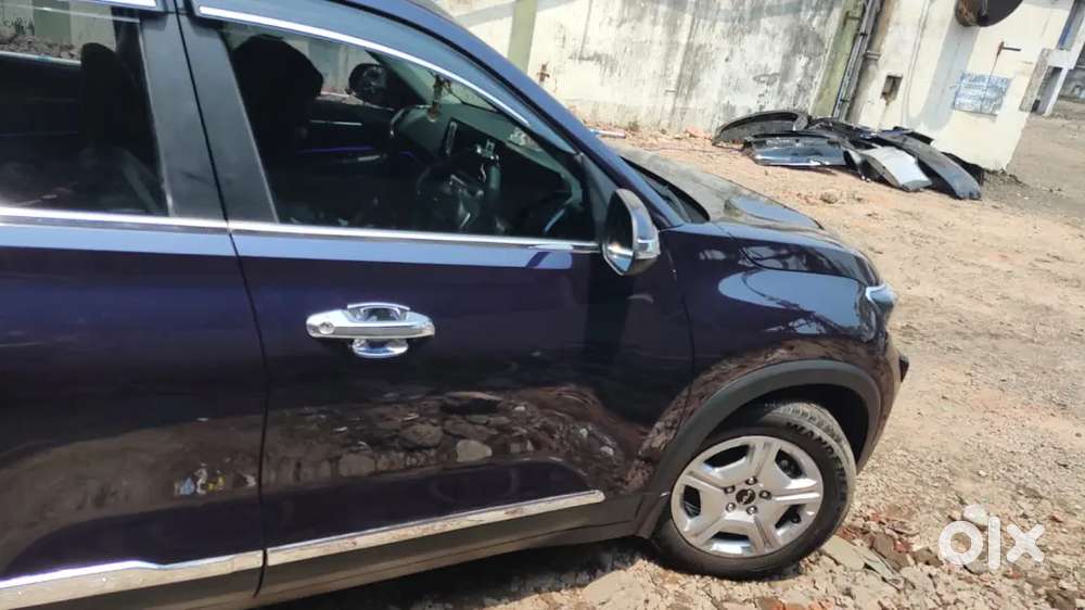 Kia Sonet 2023 Petrol Well Maintained