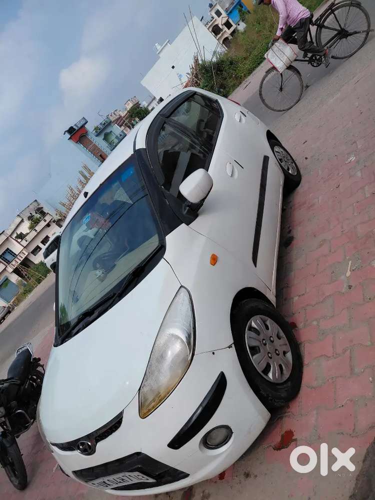 Hyundai I10 Sportz 2010 Car