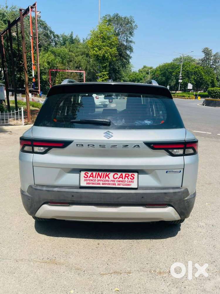 Maruti Suzuki Brezza 1.5 Zxi At Smart Hybrid, 2023, Petrol