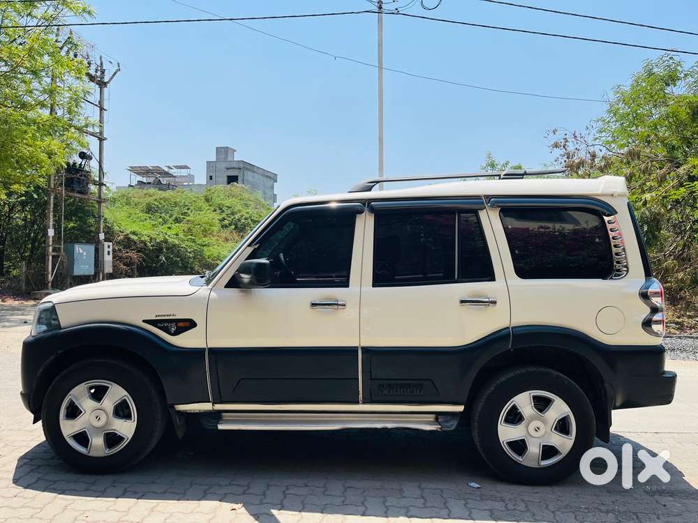 Mahindra Scorpio S4, 2015, Diesel