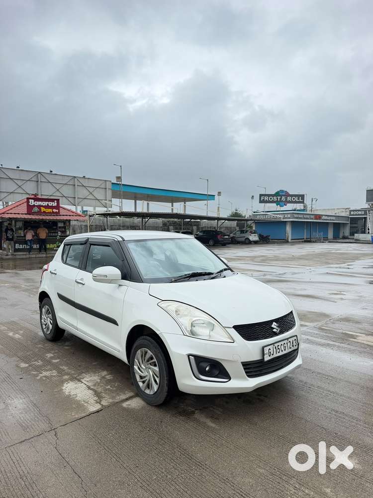 Maruti Suzuki Swift Vxi Optional, 2017, Petrol