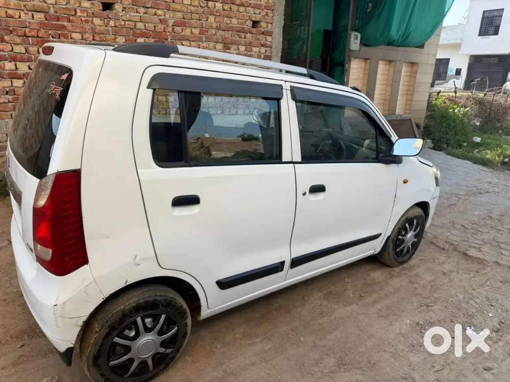 Maruti Suzuki Wagon R 2014 Petrol Well Maintained