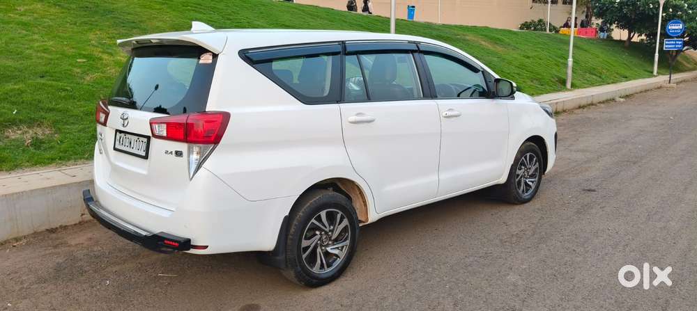 Toyota Innova Crysta 2.4 G Mt 8s, 2021, Diesel