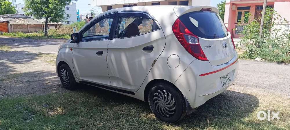 Hyundai Eon 2013 Model Car