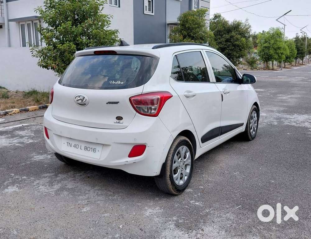 Hyundai Grand I10 2013-2016 Sportz, 2016, Petrol