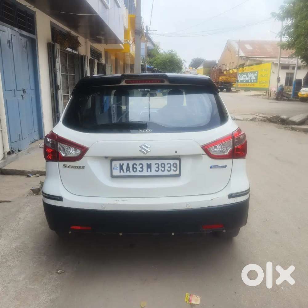 Maruti Suzuki S-cross 2017 Diesel Well Maintained